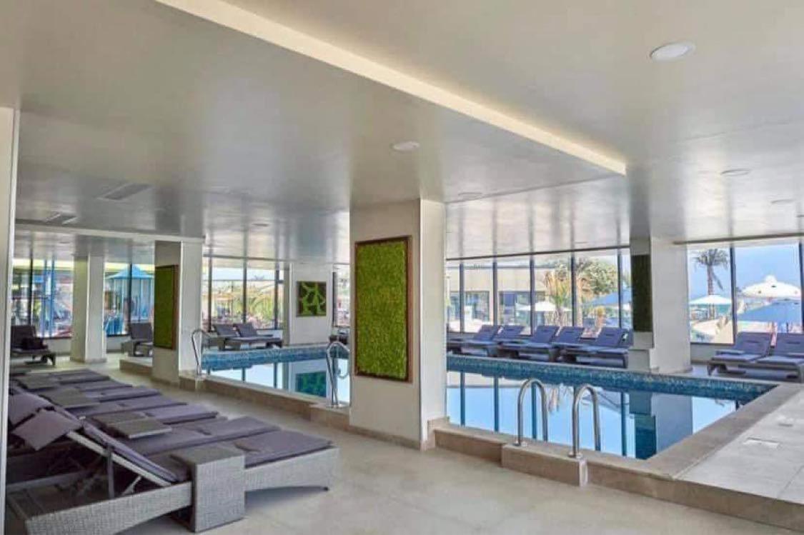 Michael By The Sea - Alezzi Beach Resort Navodari Exterior photo